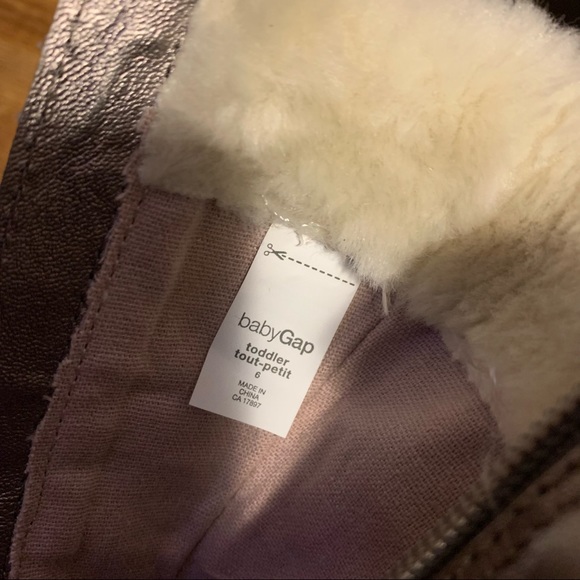 GAP Mauve Metallic Shiny Boots for Girls with Faux Fur Trim and Lace Up Heel - Picture 3 of 7